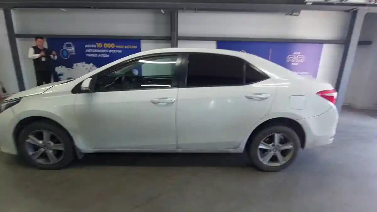 Toyota Corolla 2015 года за 5 000 000 тг. в Астана