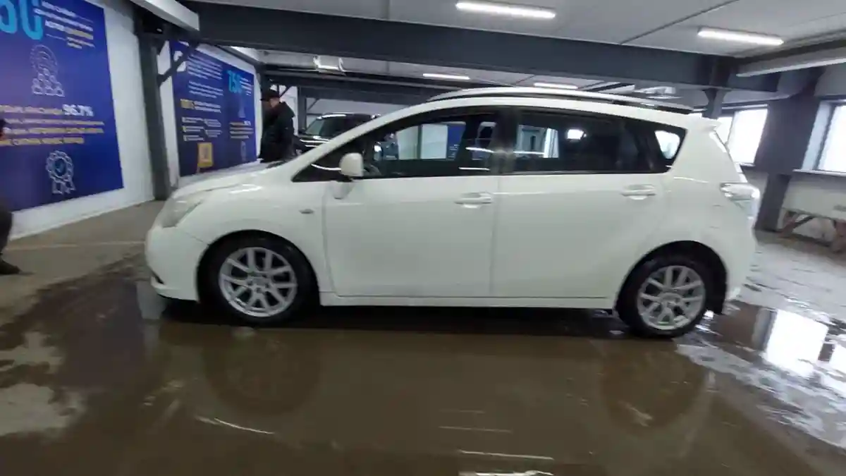 Toyota Verso 2010 года за 6 000 000 тг. в Астана