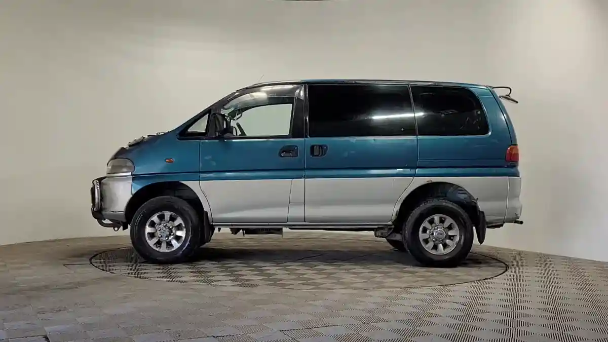Mitsubishi Delica 1997 года за 2 190 000 тг. в Алматы