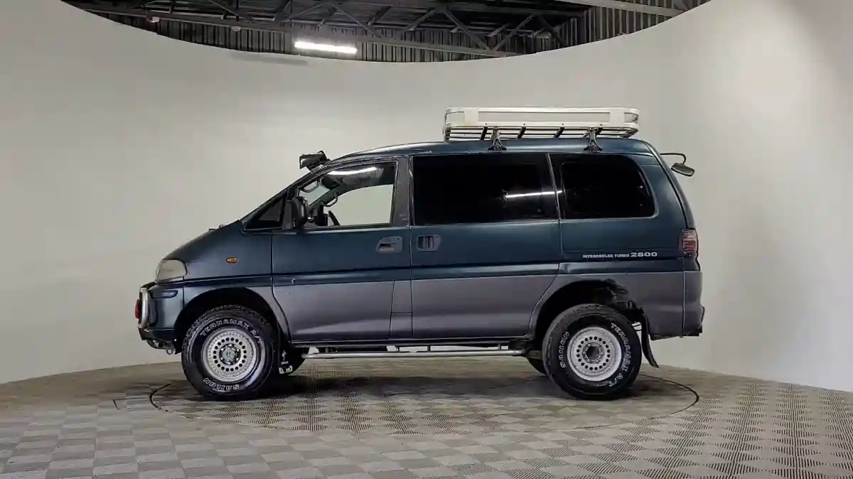 Mitsubishi Delica 1995 года за 1 990 000 тг. в Алматы
