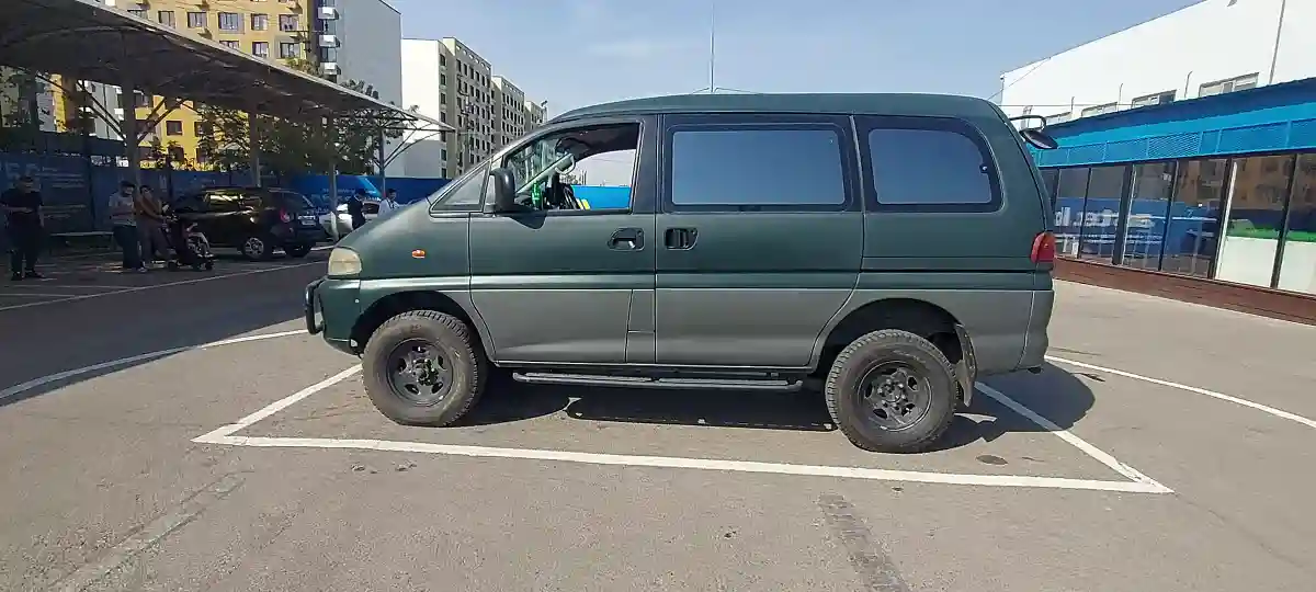 Mitsubishi Delica 1996 года за 3 500 000 тг. в Алматы