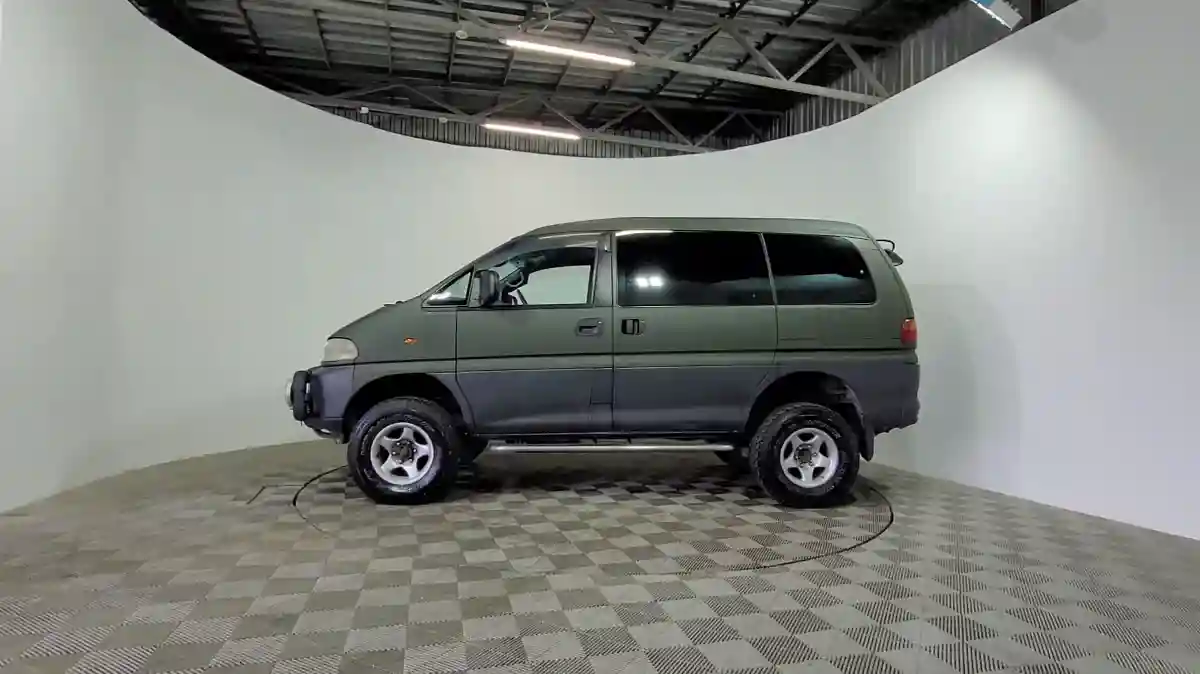 Mitsubishi Delica 1997 года за 2 690 000 тг. в Алматы