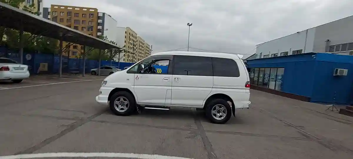 Mitsubishi Delica 1997 года за 6 000 000 тг. в Алматы