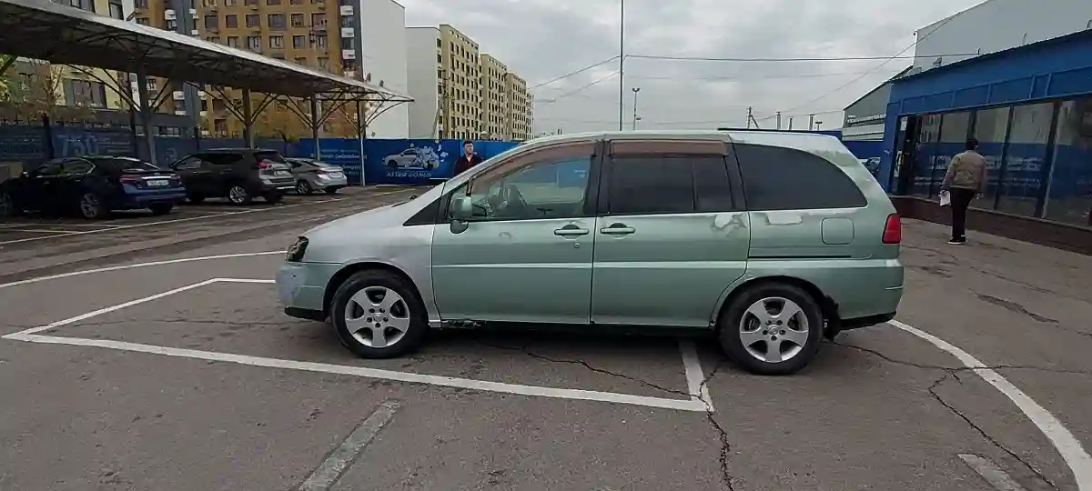 Nissan Prairie 1999 года за 1 500 000 тг. в Алматы