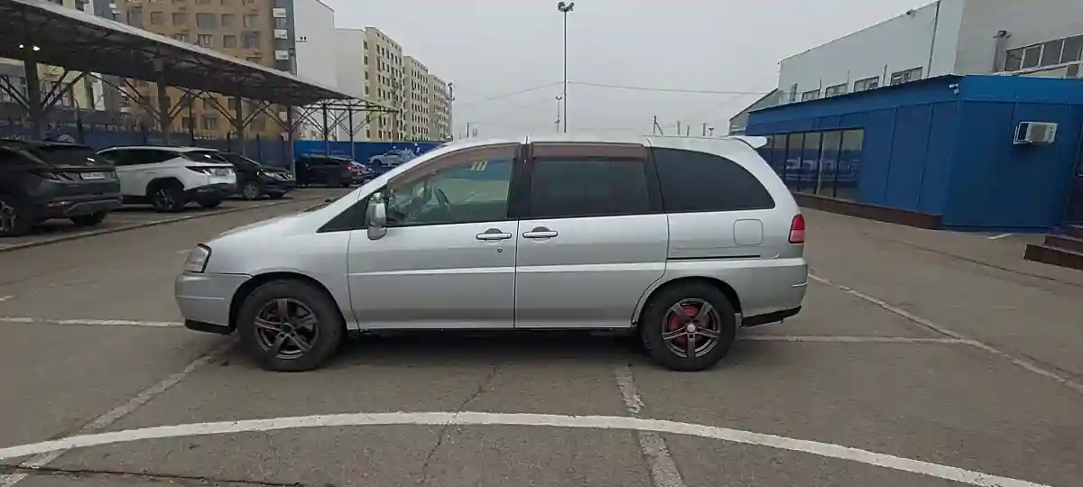 Nissan Liberty 1999 года за 3 500 000 тг. в Алматы