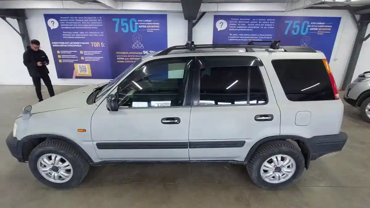 Honda CR-V 1996 года за 3 200 000 тг. в Астана