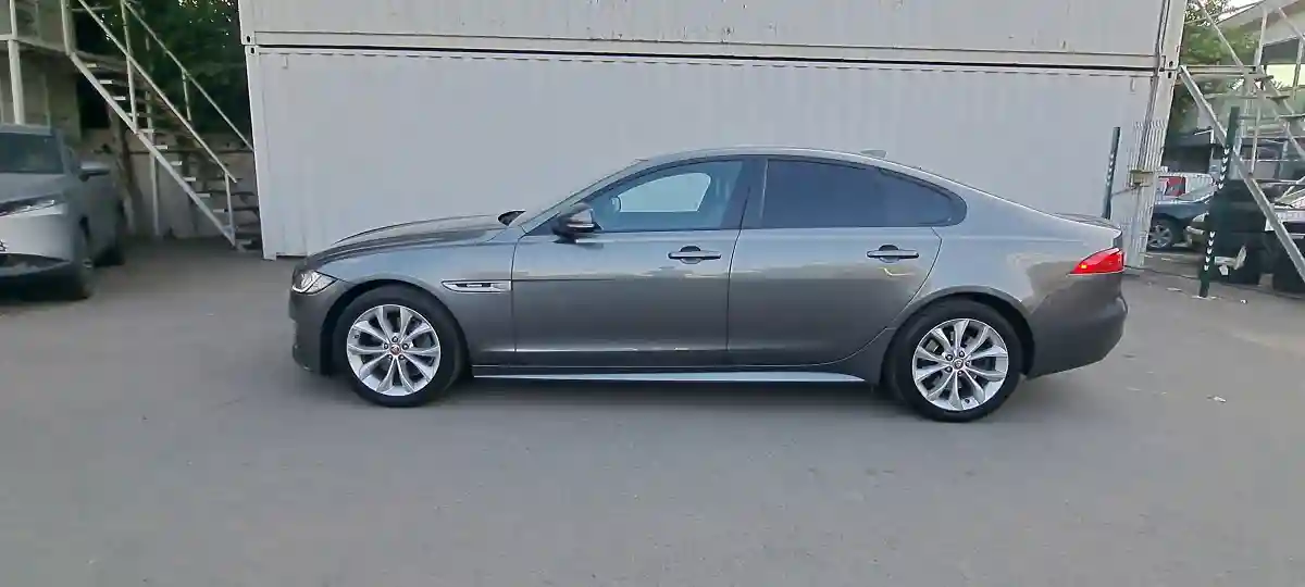 Jaguar XF 2016 года за 8 490 000 тг. в Алматы