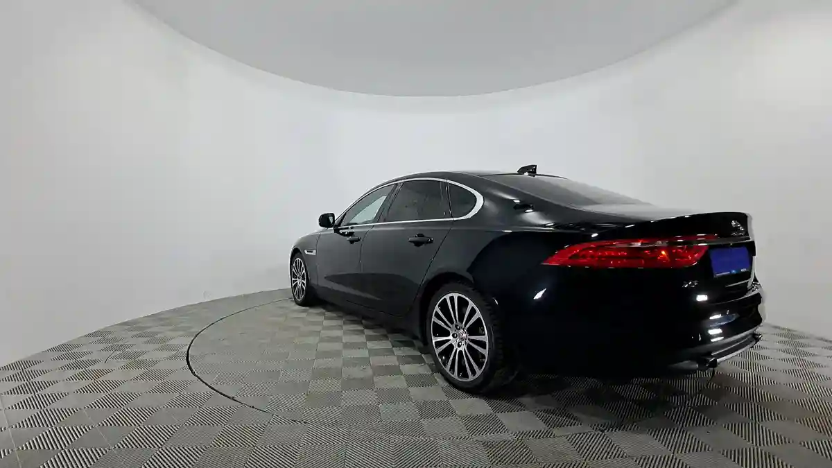 Jaguar XF 2019 года за 20 000 000 тг. в Астана