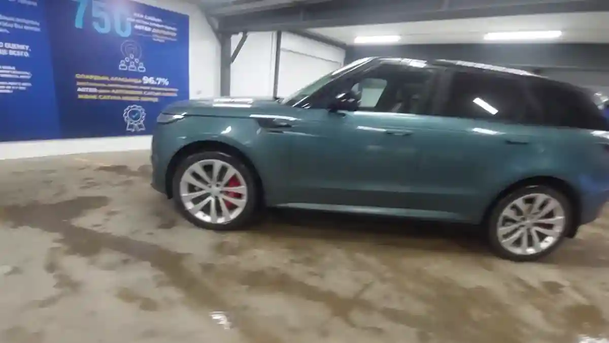 Land Rover Range Rover Sport 2023 года за 80 000 000 тг. в Астана