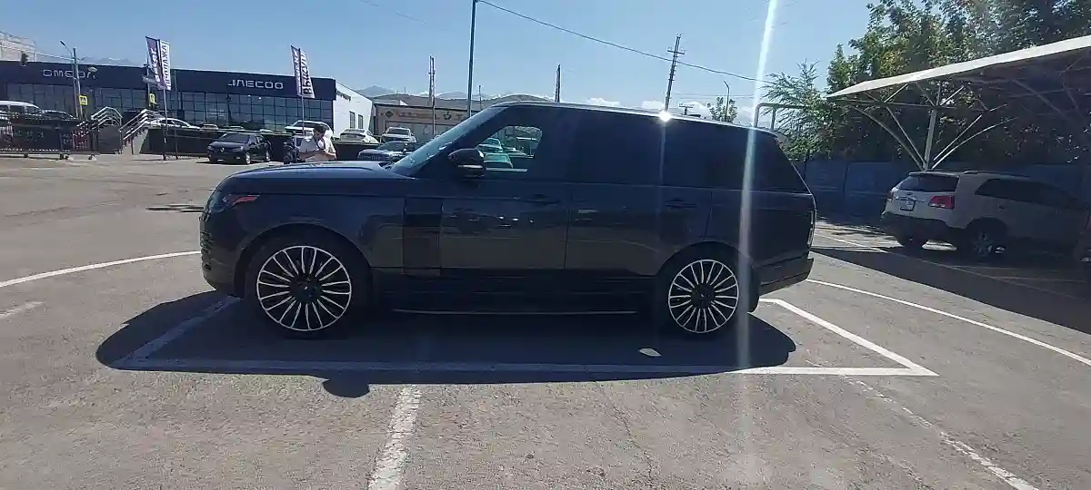 Land Rover Range Rover 2019 года за 45 000 000 тг. в Алматы