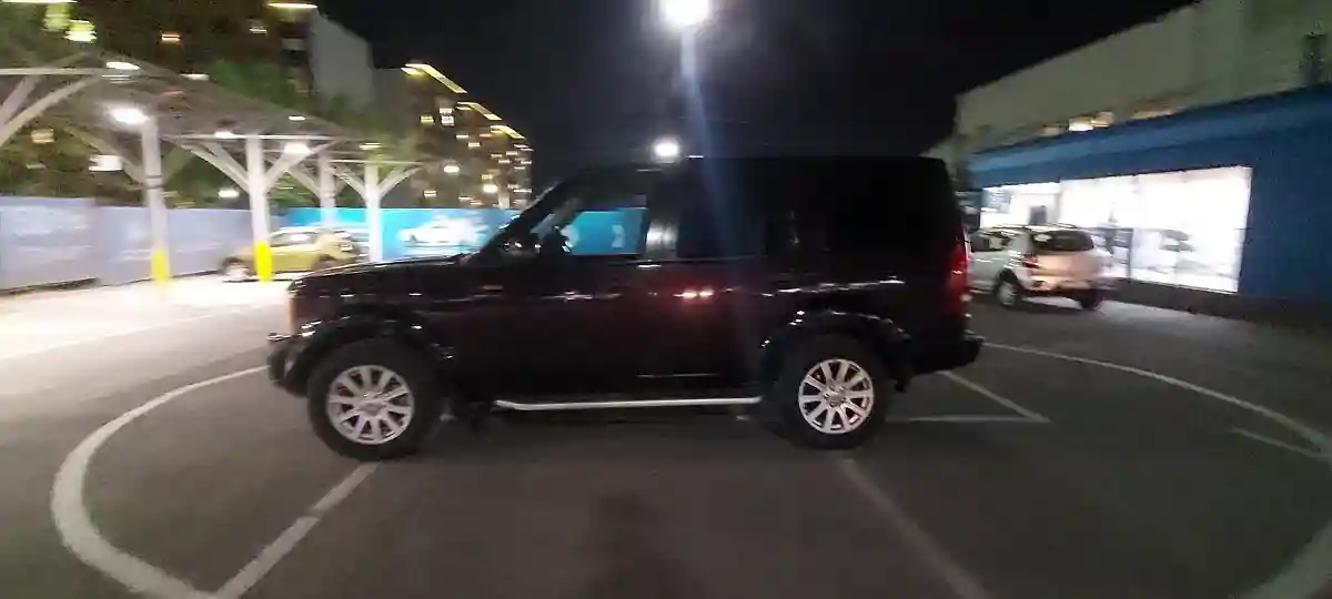 Land Rover Discovery 2007 года за 8 000 000 тг. в Алматы