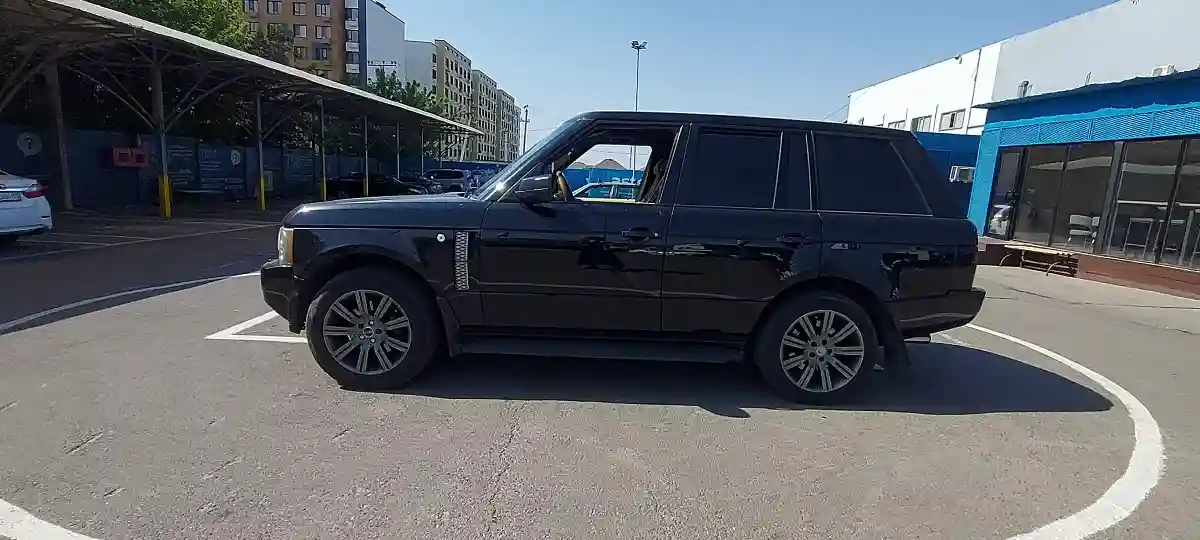 Land Rover Range Rover 2006 года за 7 500 000 тг. в Алматы