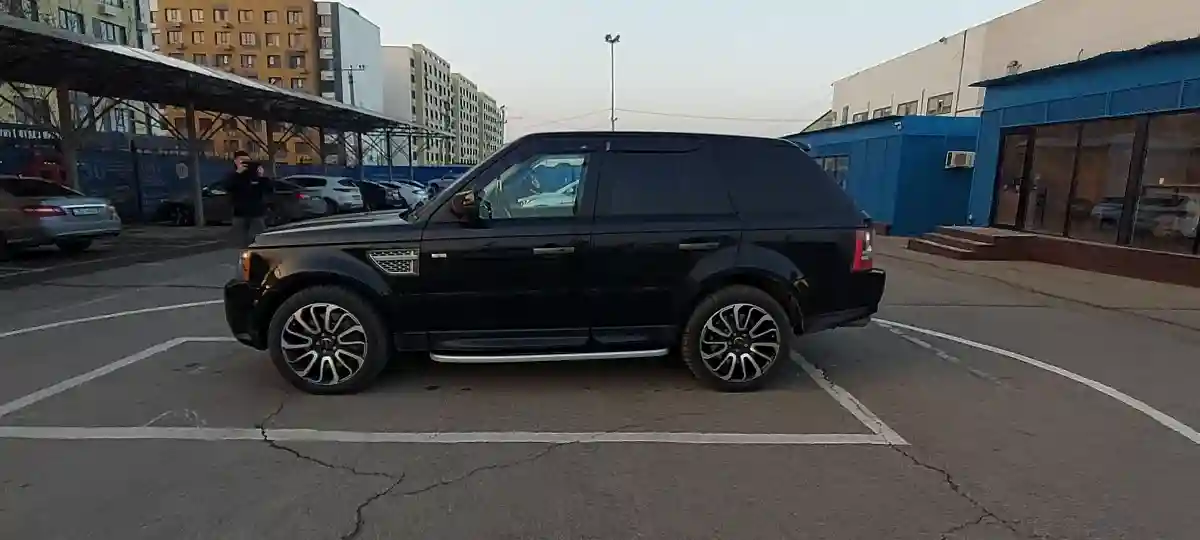 Land Rover Range Rover Sport 2011 года за 11 000 000 тг. в Алматы