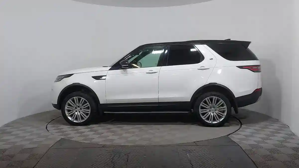 Land Rover Discovery 2018 года за 14 990 000 тг. в Астана