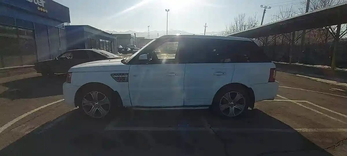 Land Rover Range Rover Sport 2011 года за 13 500 000 тг. в Алматы