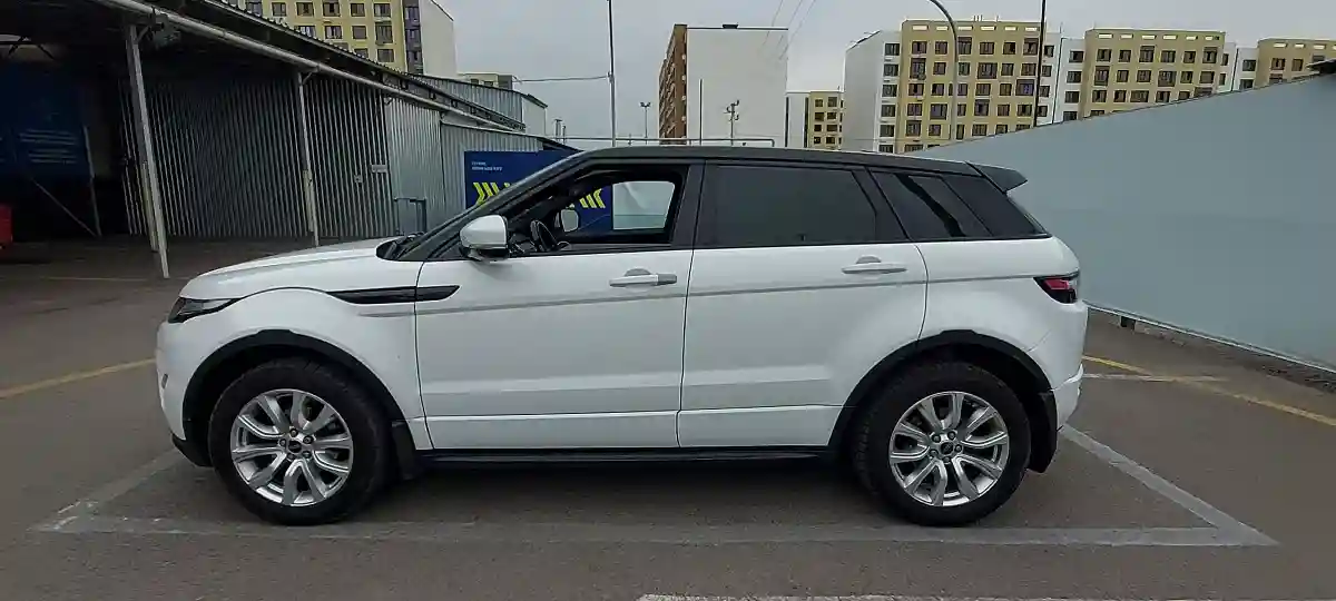 Land Rover Range Rover Evoque 2014 года за 10 000 000 тг. в Алматы