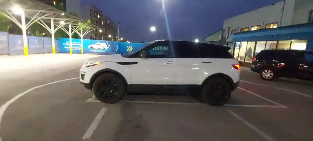 Land Rover Range Rover Evoque 2015 года за 13 000 000 тг. в Алматы