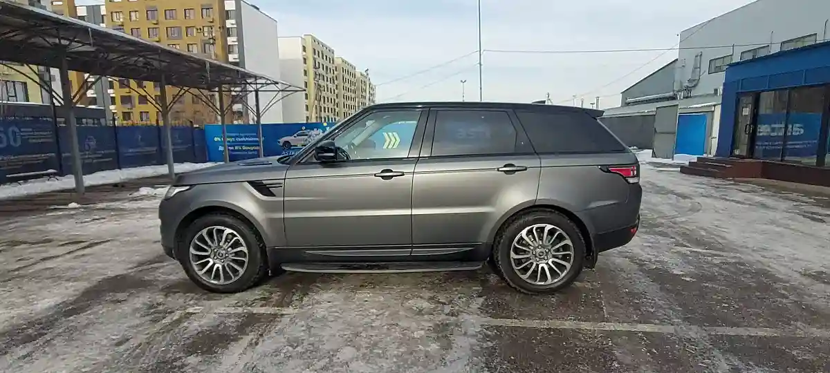 Land Rover Range Rover Sport 2017 года за 28 000 000 тг. в Алматы