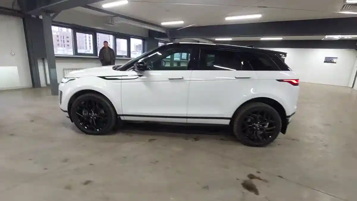 Land Rover Range Rover Evoque 2022 года за 28 000 000 тг. в Астана