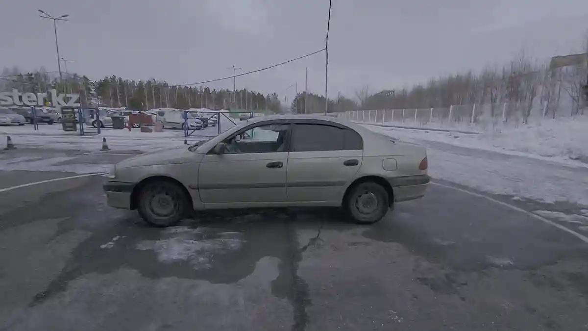 Toyota Avensis 1998 года за 3 000 000 тг. в Усть-Каменогорск