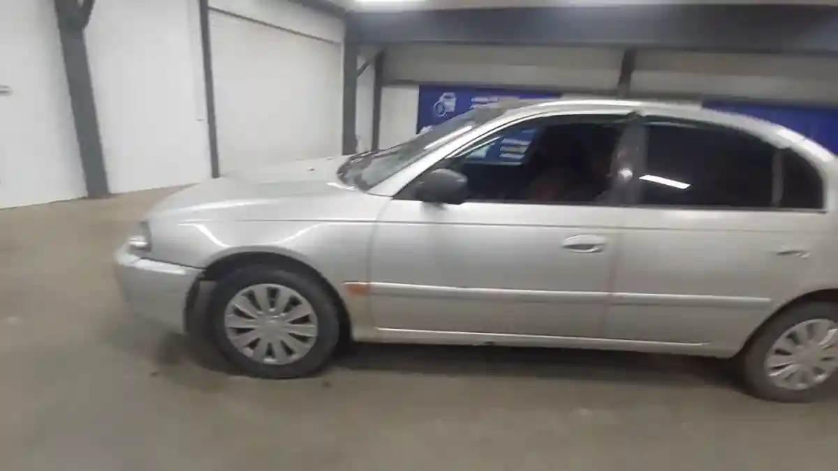 Toyota Avensis 2000 года за 2 000 000 тг. в Астана