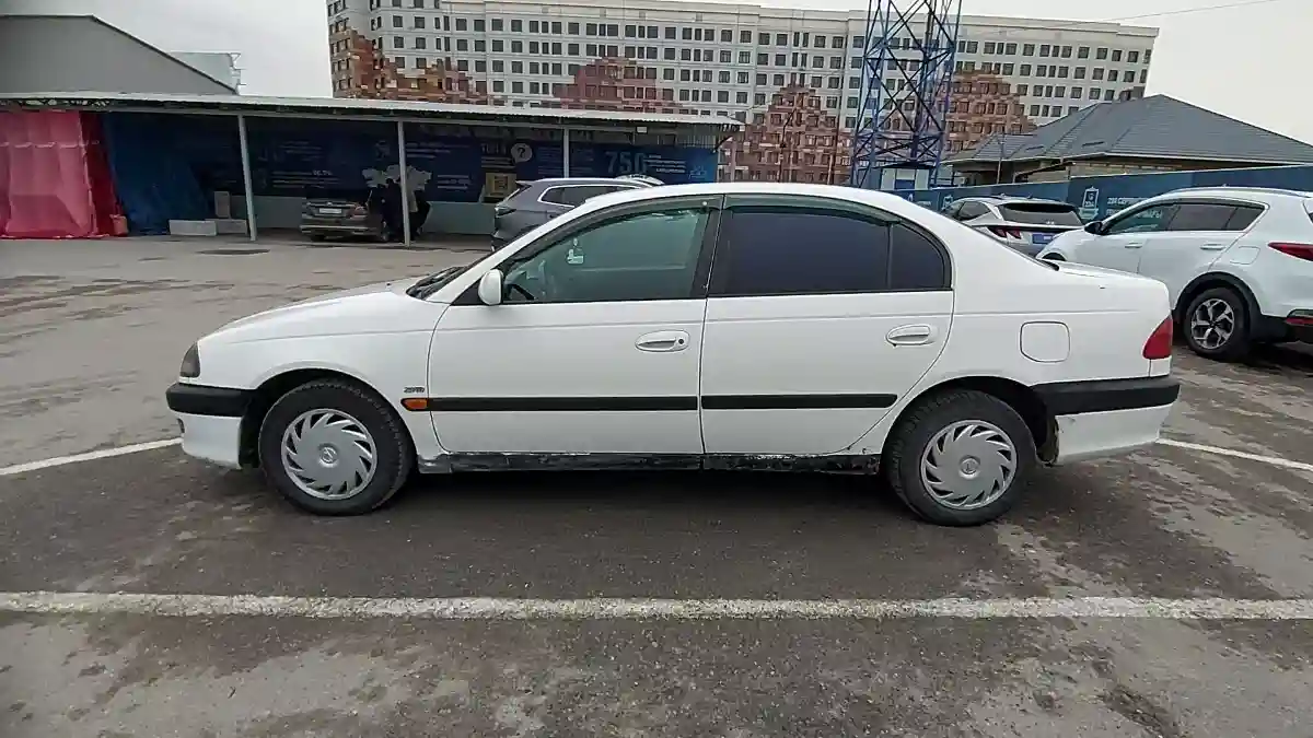 Toyota Avensis 1997 года за 1 400 000 тг. в Шымкент