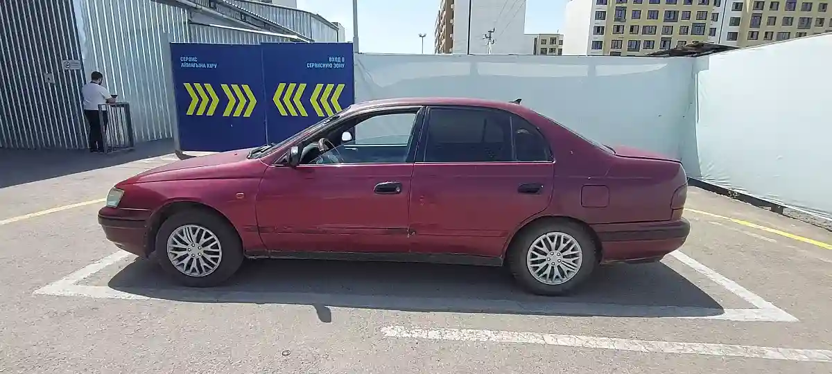 Toyota Carina E 1996 года за 600 000 тг. в Алматы