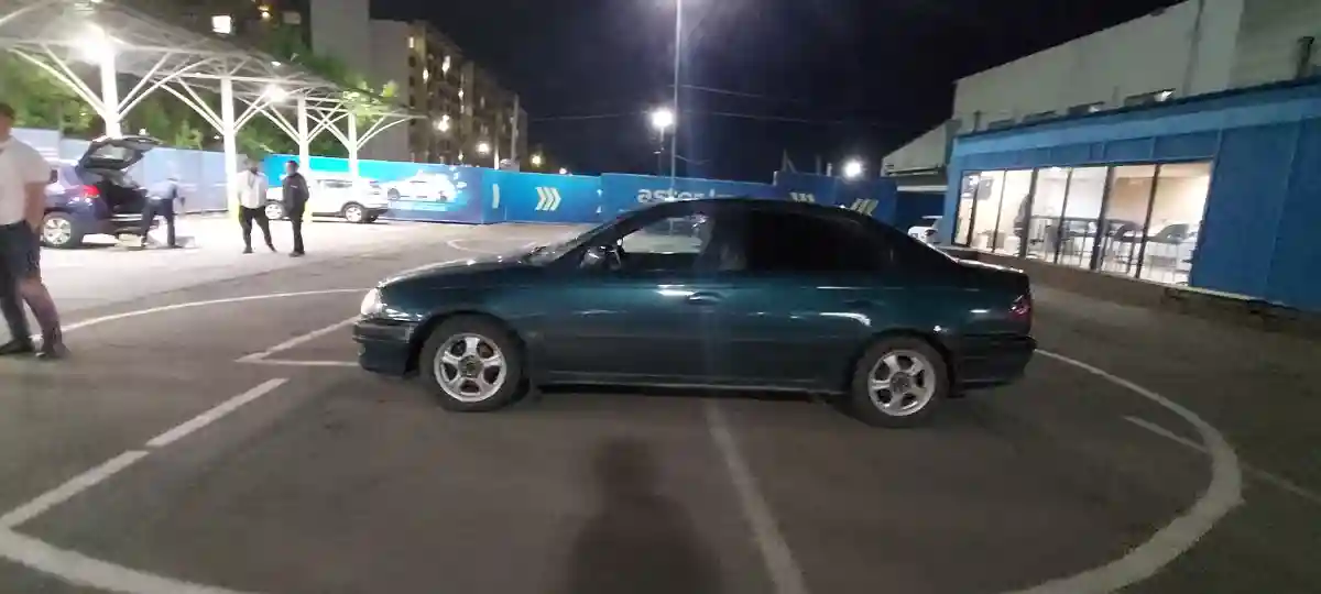 Toyota Avensis 1998 года за 1 600 000 тг. в Алматы