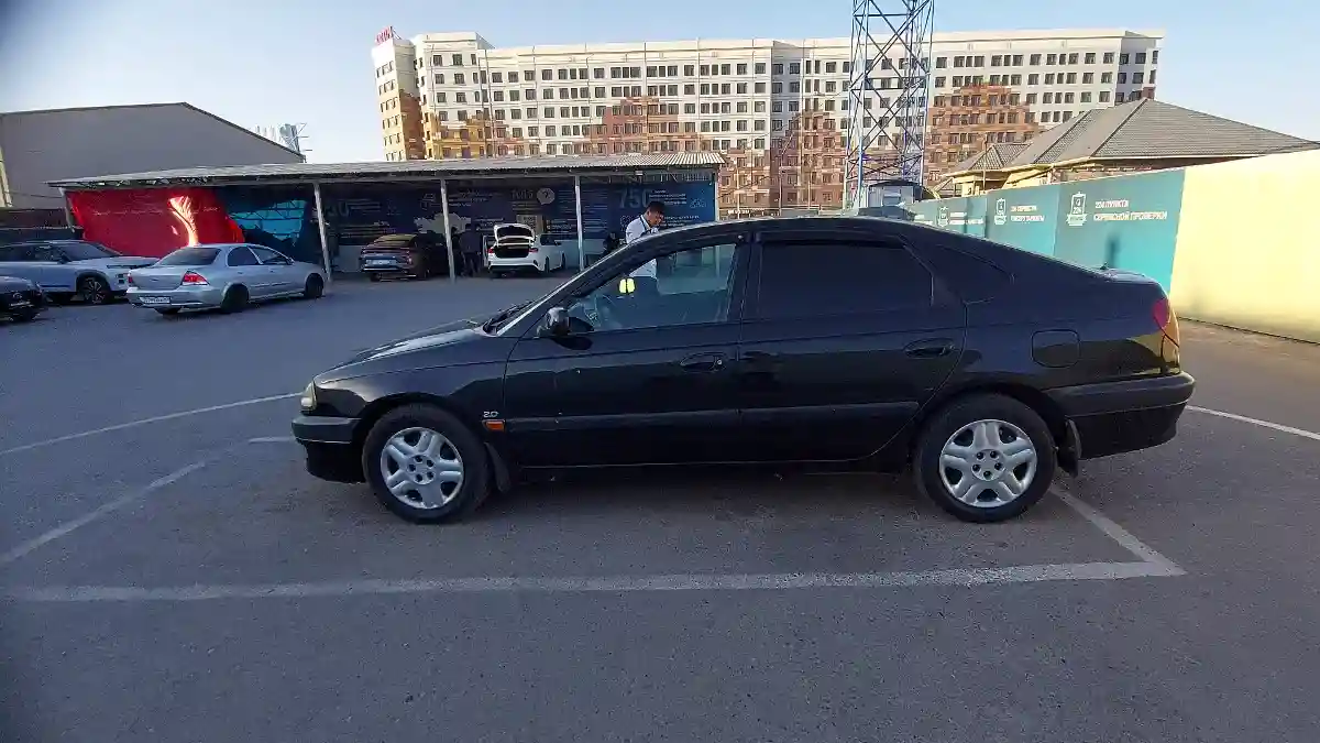Toyota Avensis 2001 года за 3 500 000 тг. в Шымкент