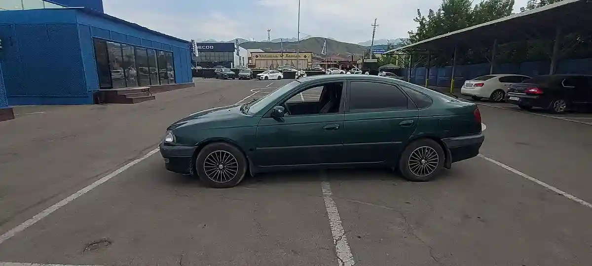 Toyota Avensis 1999 года за 1 500 000 тг. в Алматы