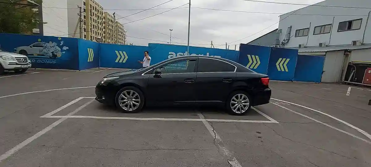 Toyota Avensis 2013 года за 7 700 000 тг. в Алматы