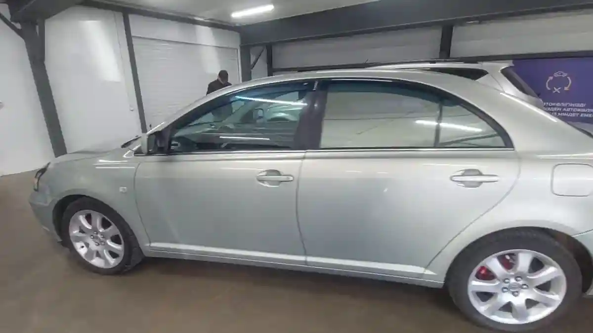 Toyota Avensis 2005 года за 3 900 000 тг. в Астана