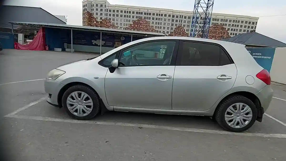 Toyota Auris 2009 года за 4 600 000 тг. в Шымкент