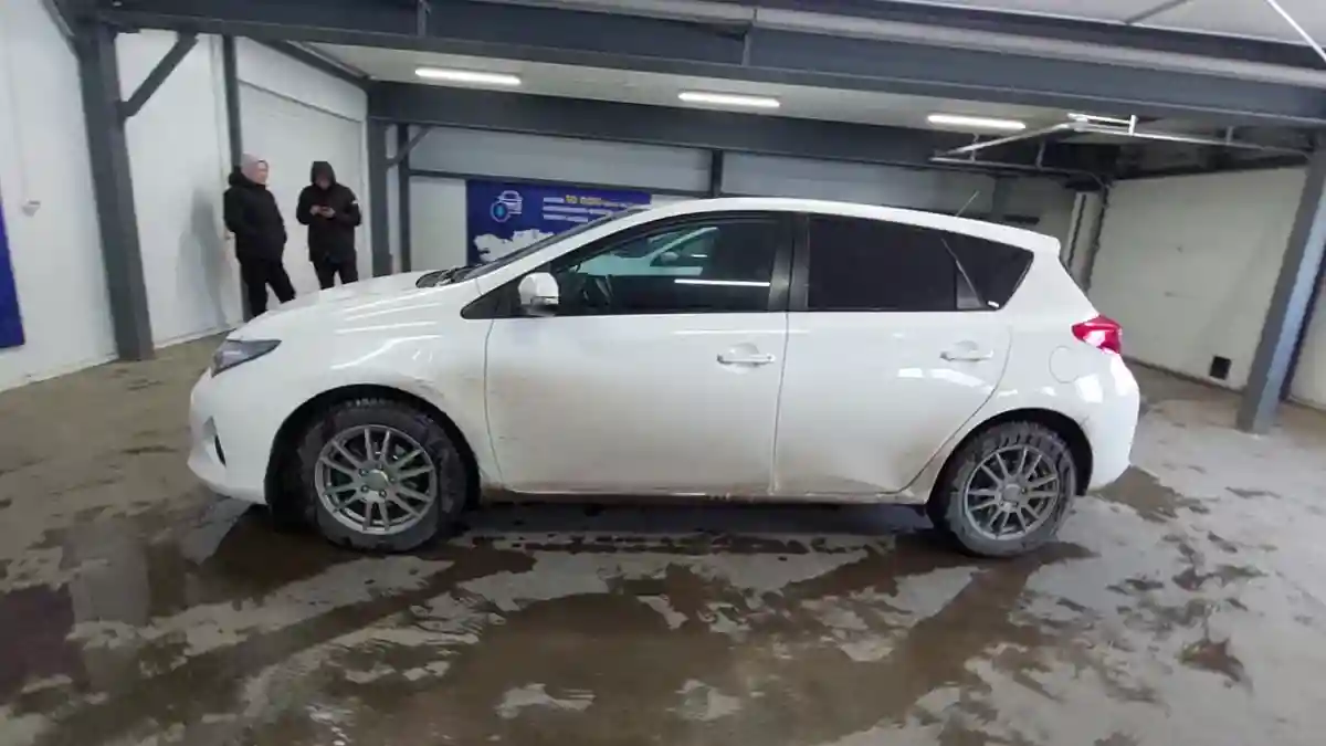 Toyota Auris 2014 года за 6 200 000 тг. в Астана