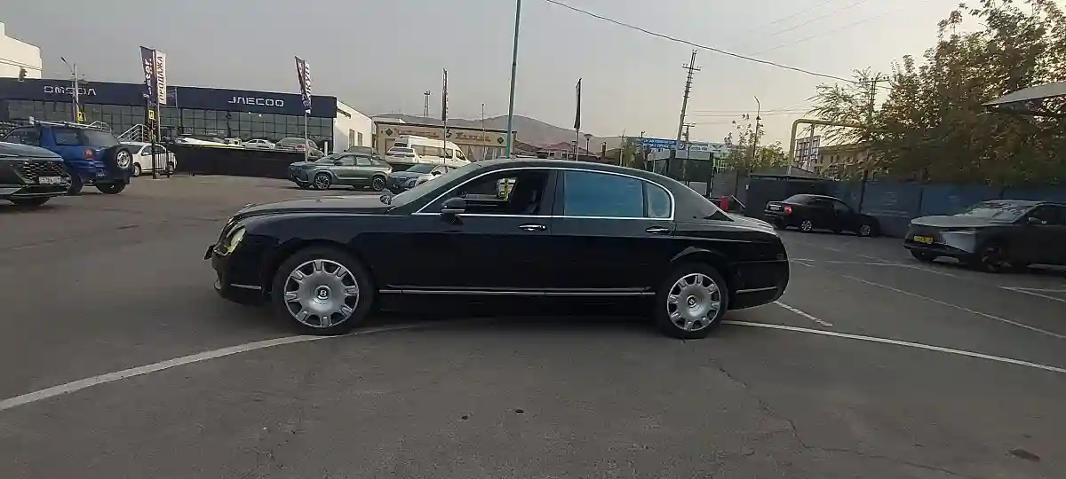 Bentley Continental Flying Spur 2005 года за 15 000 000 тг. в Алматы