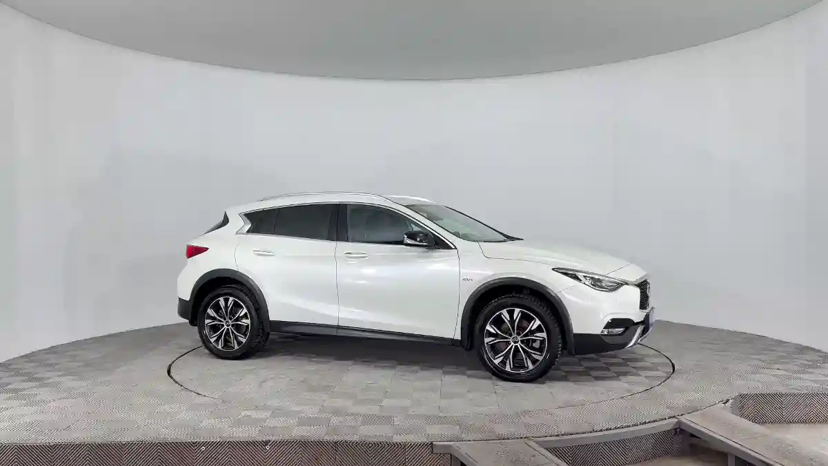 Infiniti QX30 2017 года за 10 590 000 тг. в Караганда