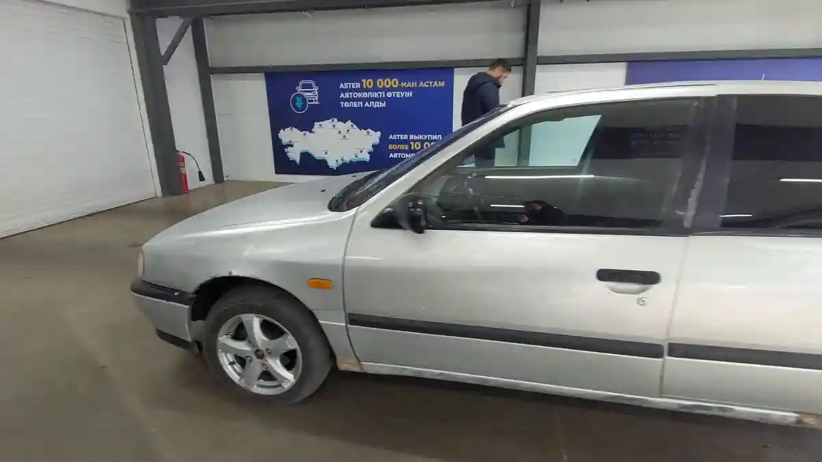 Nissan Primera 1993 года за 500 000 тг. в Астана