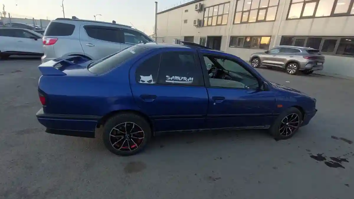 Nissan Primera 1995 года за 1 500 000 тг. в Астана