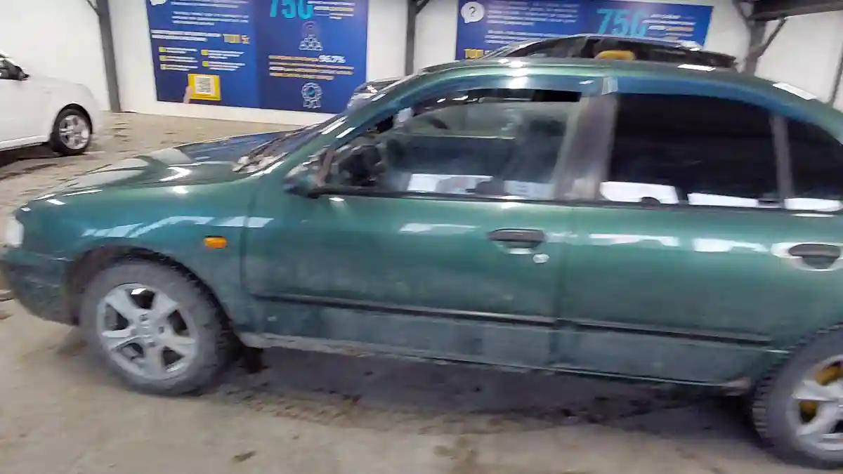 Nissan Primera 1996 года за 1 800 000 тг. в Астана