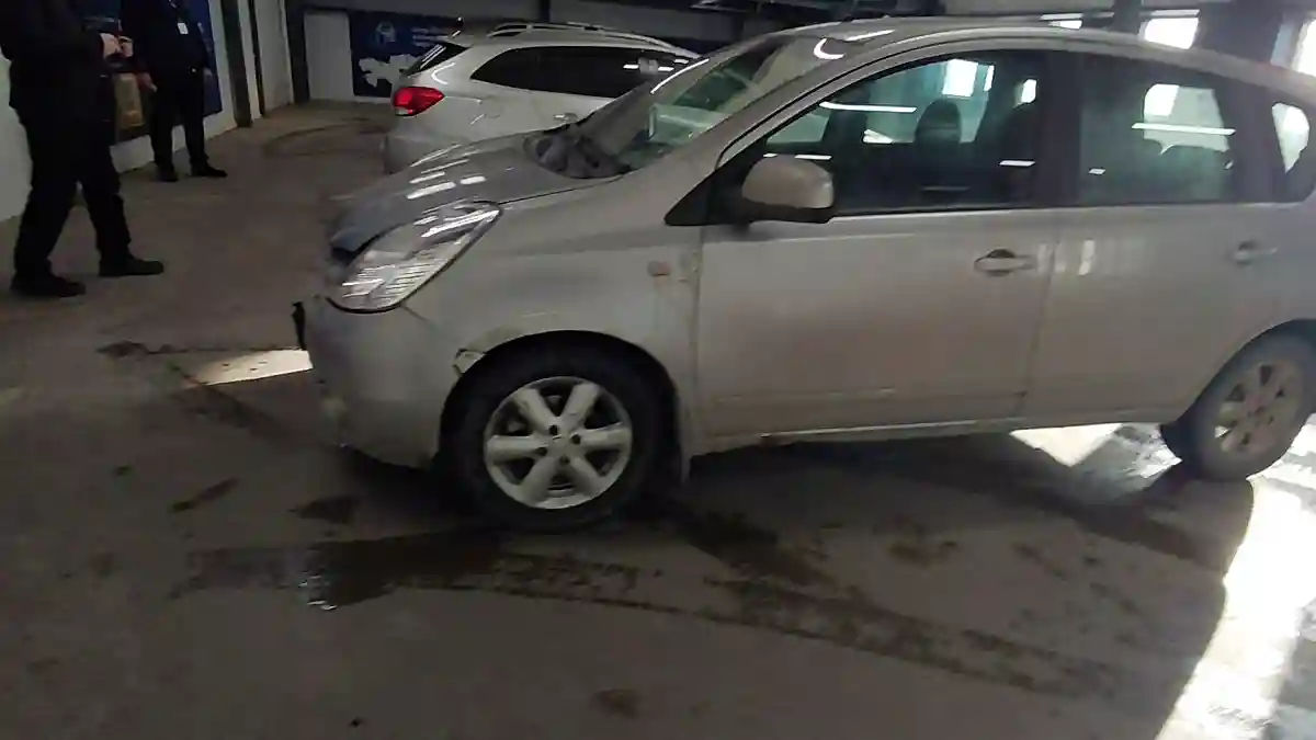Nissan Note 2006 года за 3 500 000 тг. в Астана