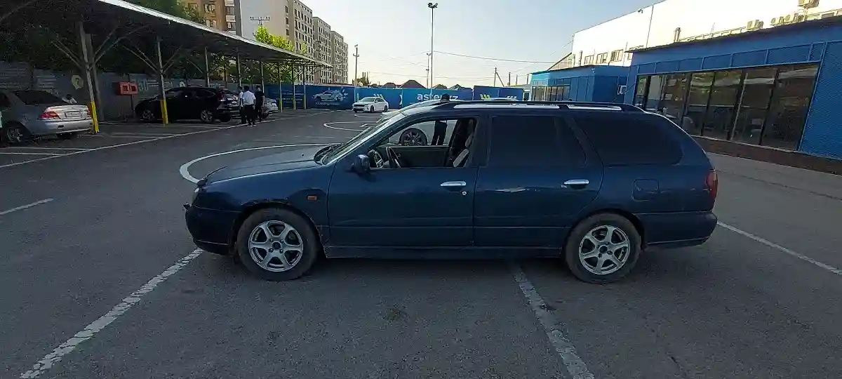 Nissan Primera 2000 года за 2 500 000 тг. в Алматы
