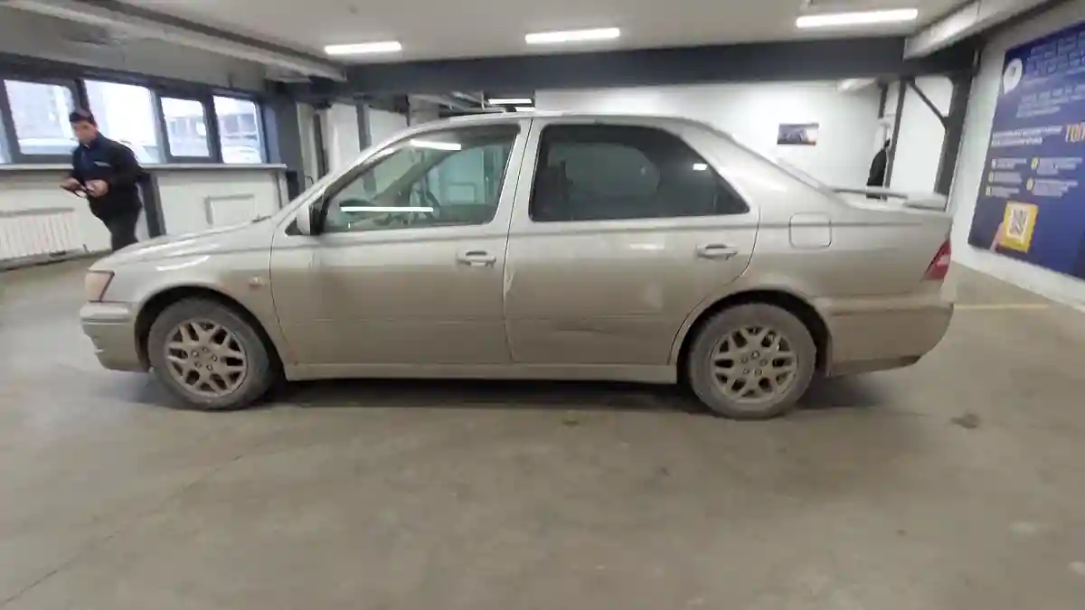 Toyota Vista 1998 года за 2 300 000 тг. в Астана