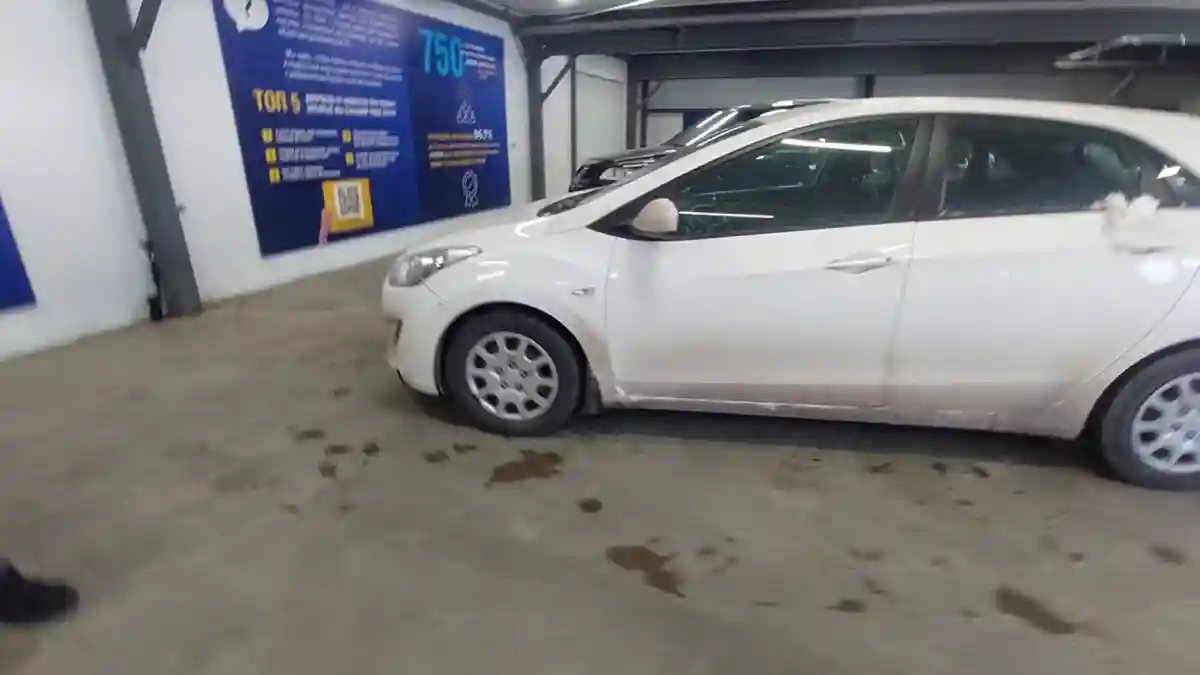 Hyundai i30 2013 года за 5 900 000 тг. в Астана