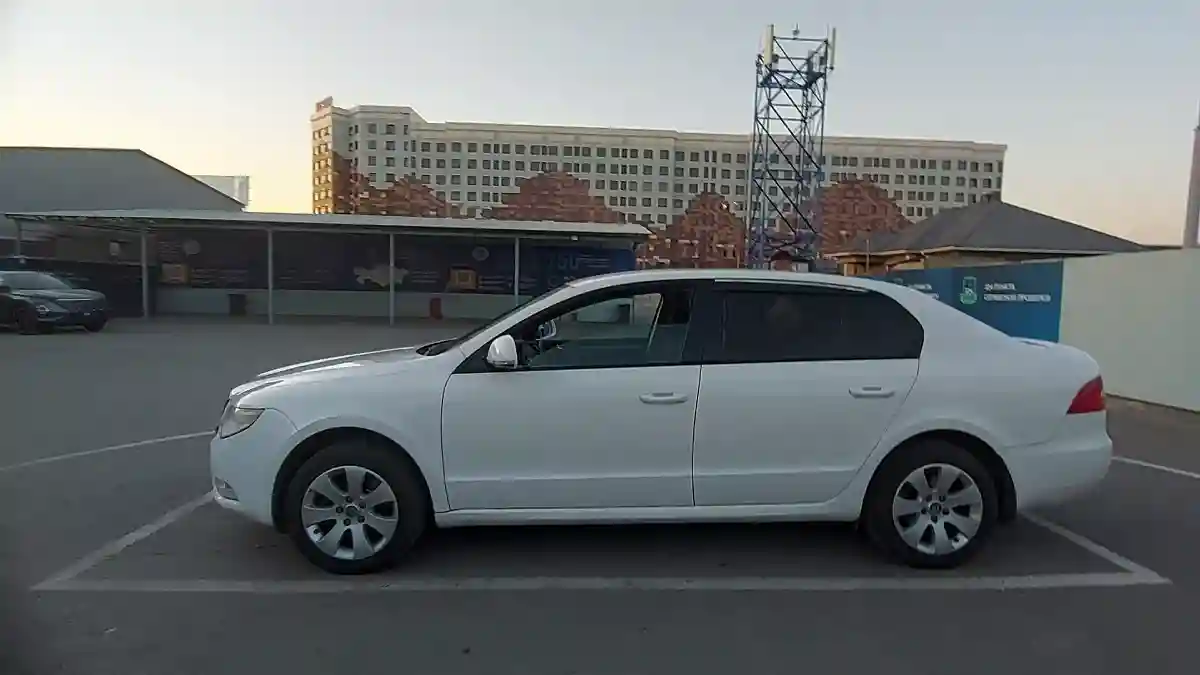 Skoda Superb 2013 года за 5 000 000 тг. в Шымкент