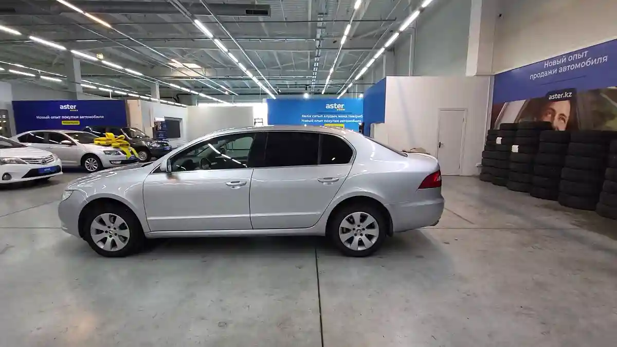 Skoda Superb 2012 года за 5 000 000 тг. в Усть-Каменогорск