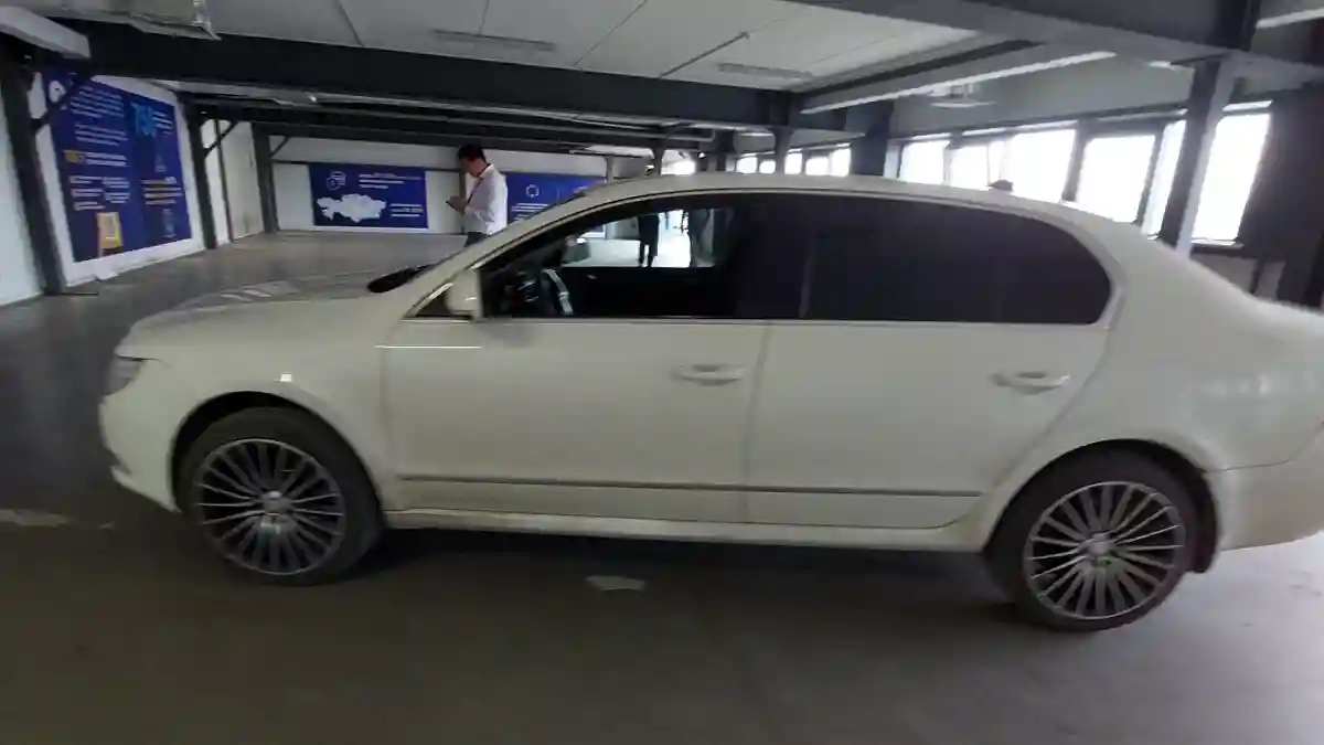 Skoda Superb 2012 года за 5 000 000 тг. в Астана