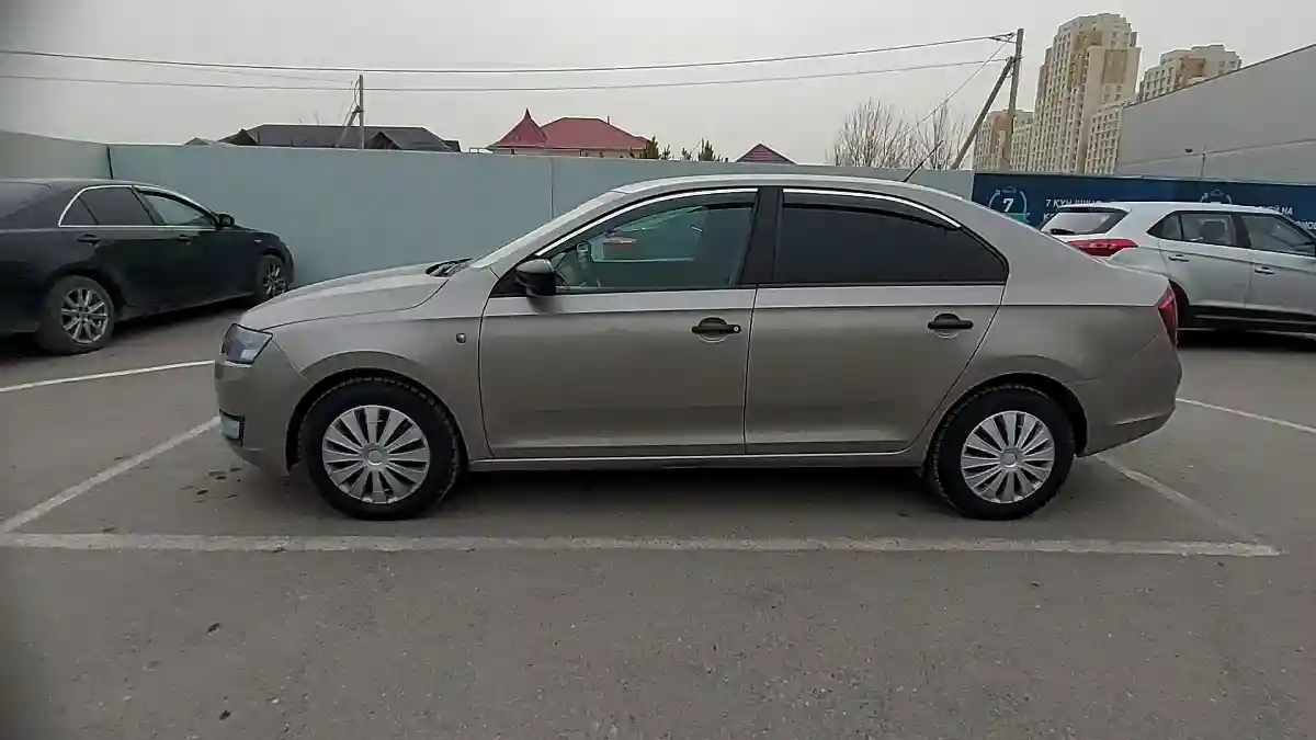 Skoda Rapid 2013 года за 3 900 000 тг. в Шымкент