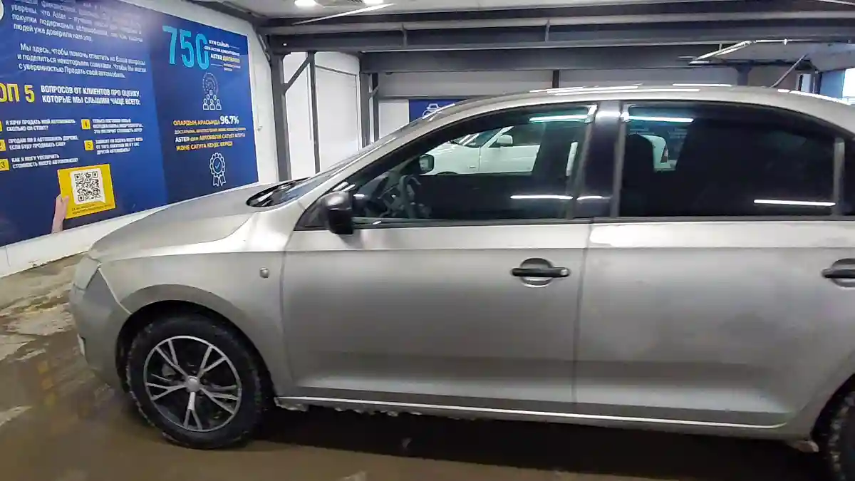Skoda Rapid 2013 года за 3 000 000 тг. в Астана