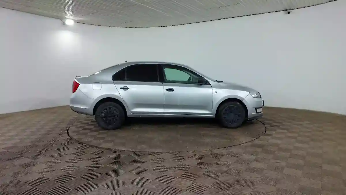 Skoda Rapid 2013 года за 3 000 000 тг. в Шымкент