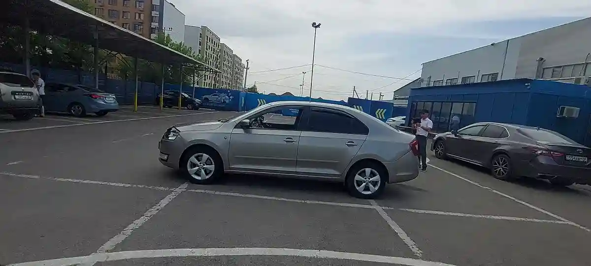 Skoda Rapid 2014 года за 4 200 000 тг. в Алматы